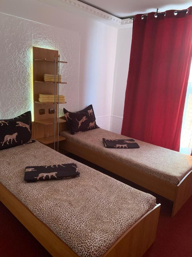 Karra Hotels Voluntari Exteriör bild