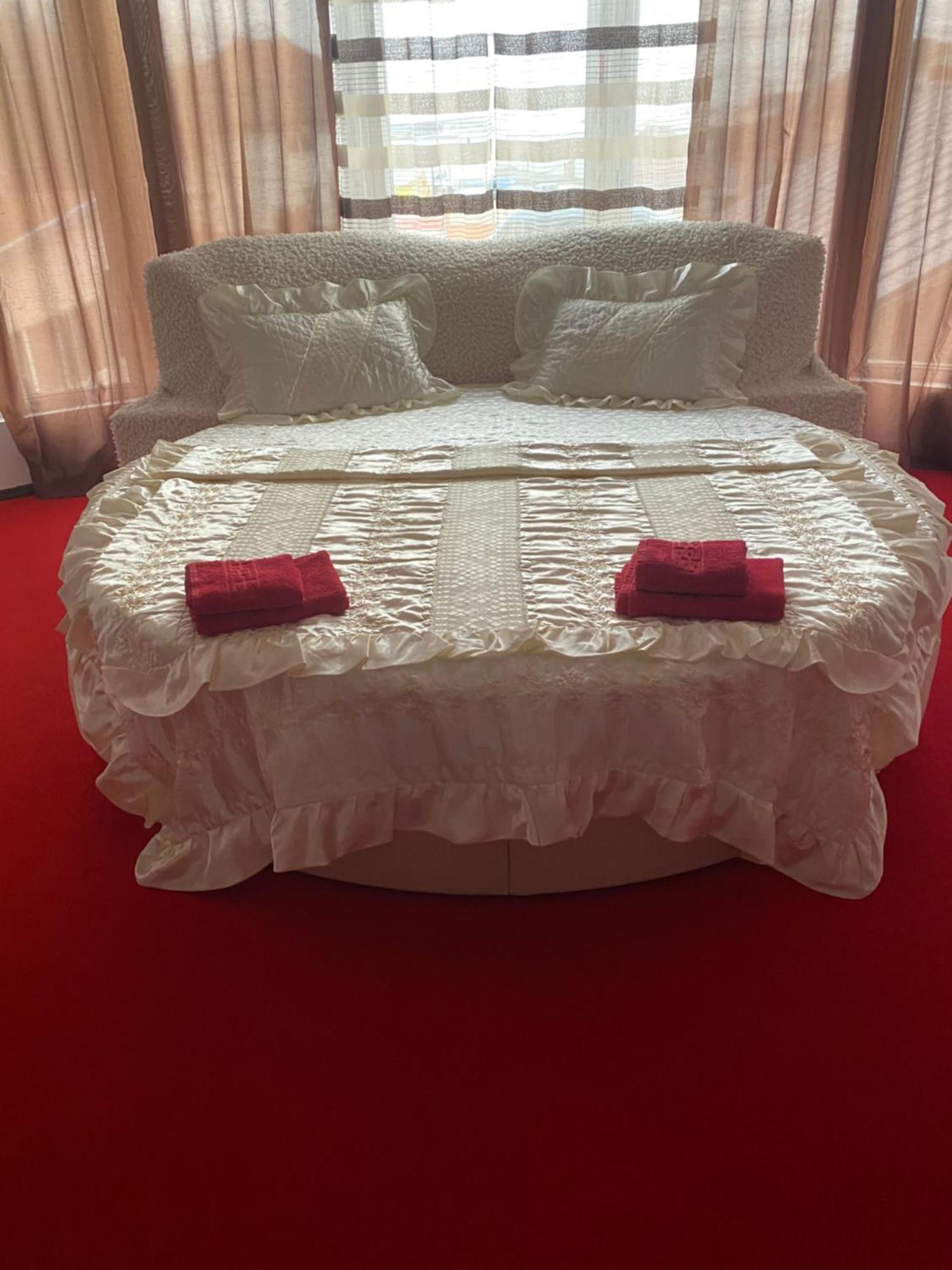 Karra Hotels Voluntari Exteriör bild