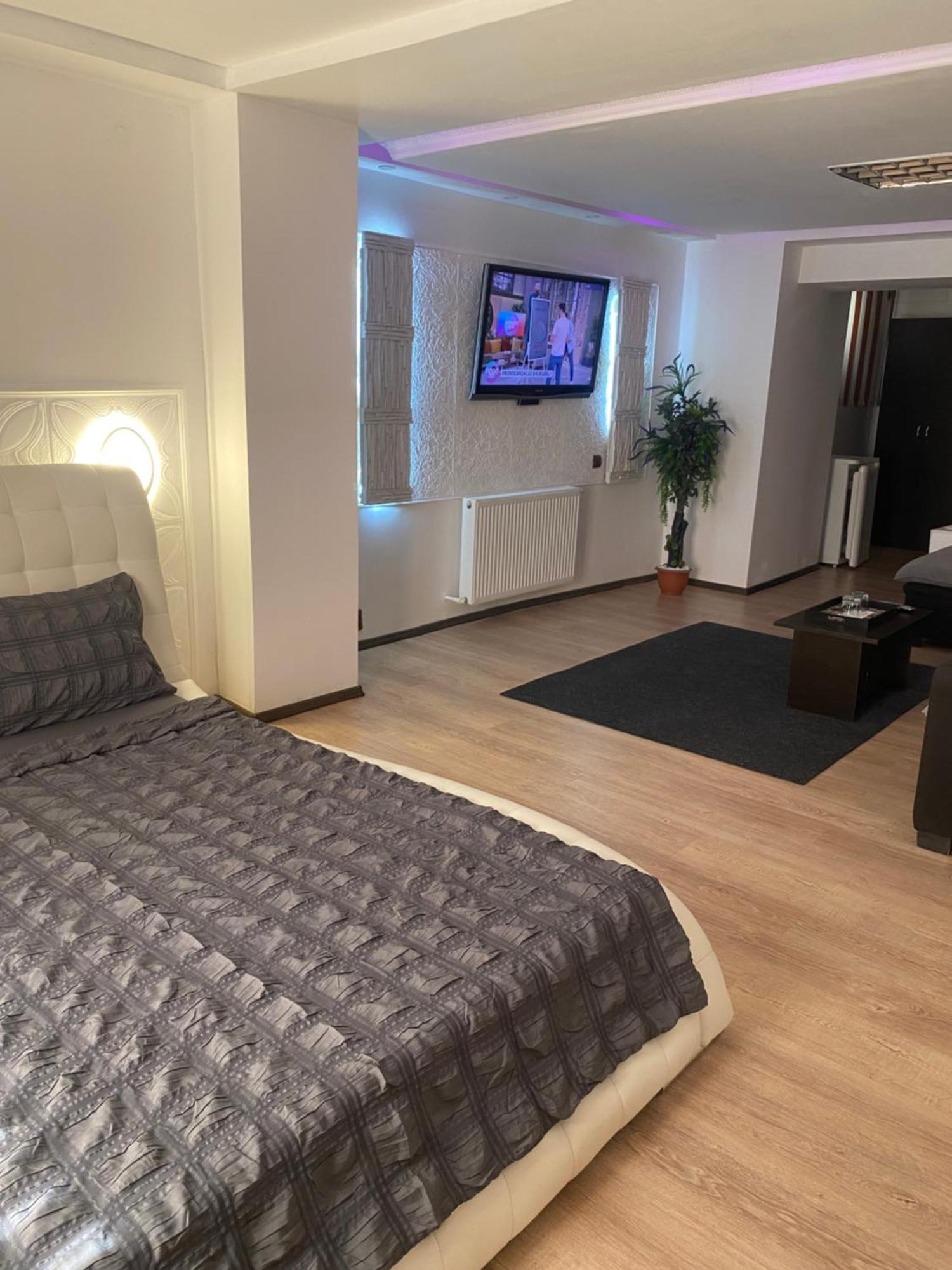 Karra Hotels Voluntari Exteriör bild